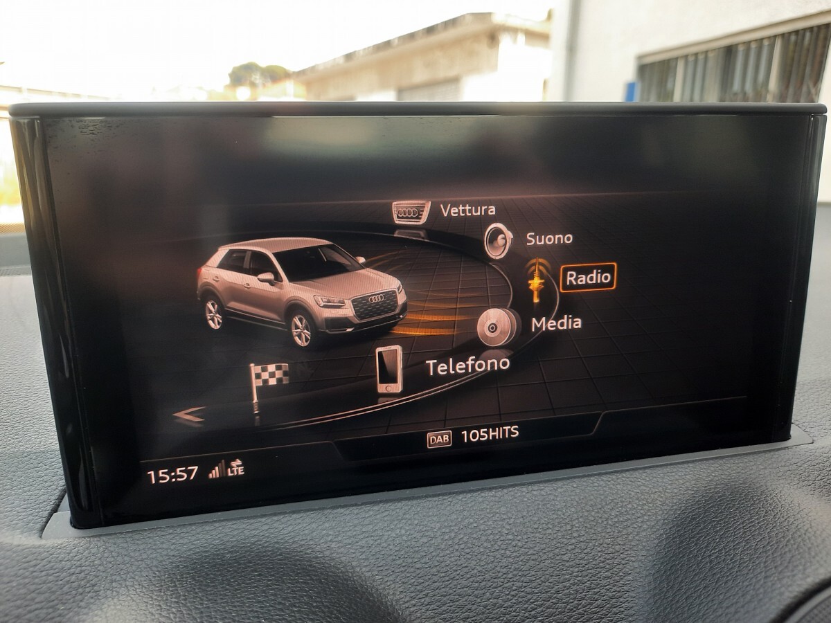 AUDI Q2 35 TFSI ADMIRED DSG